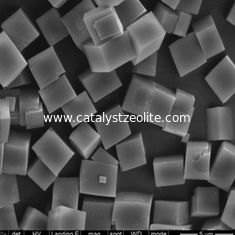Catalizador pulverizado do Zeolite Sapo-34 de CAS 1318-02-1 para a exaustão de automóvel de MTO