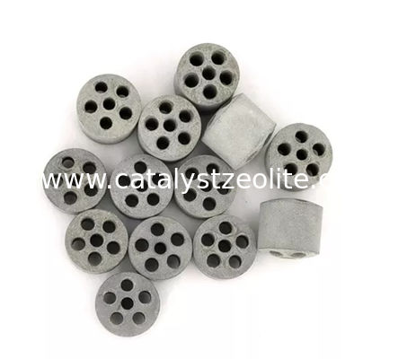 Catalizador de reforma tubular para o gás natural pesado dos mantimentos ao LPG e para a operação sob circunstâncias do fluxo de calor elevado